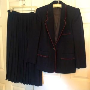 Vintage 80s Evan Picone Navy Blue 2-piece Suit, Red Pipe Pleated Skirt, Size 8